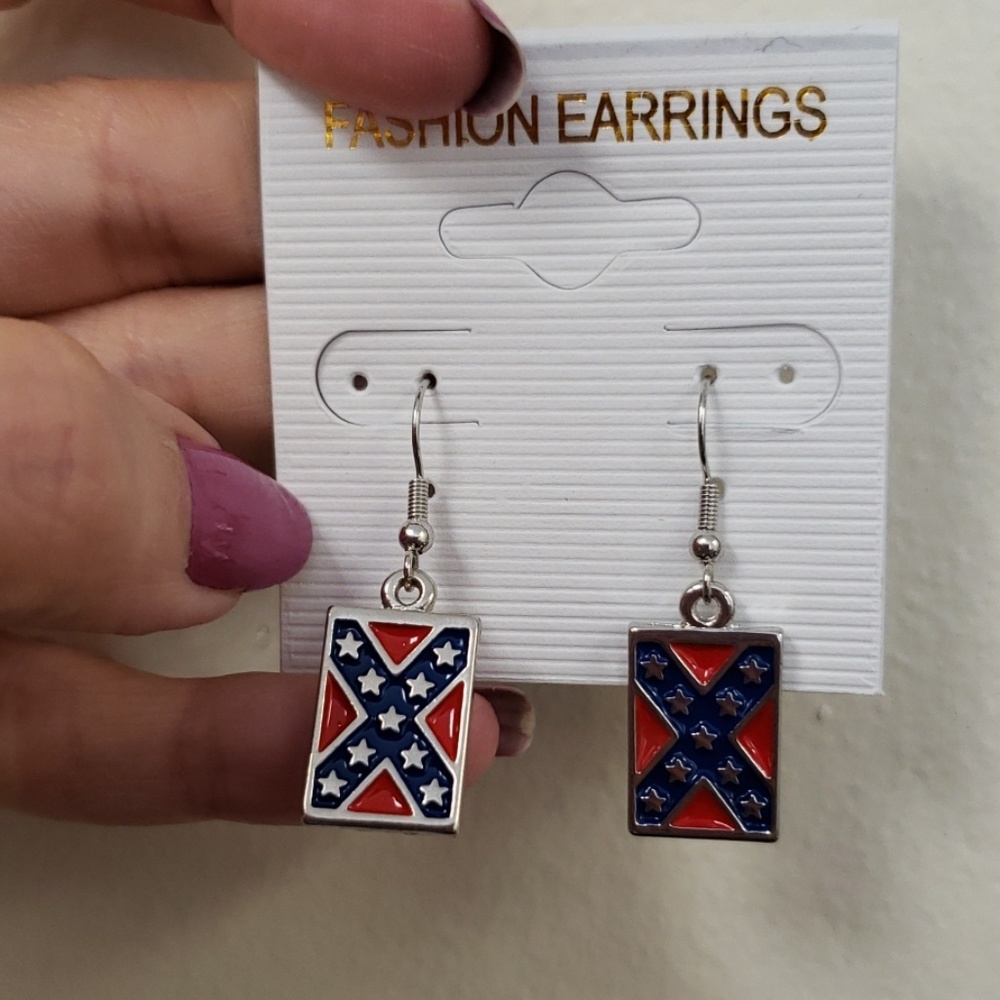 Fashion earrings